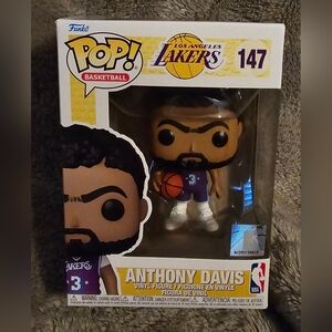 Funko POP! (#147) NBA LOS ANGELES LAKERS  Anthony Davis #3 Vinyl Figure